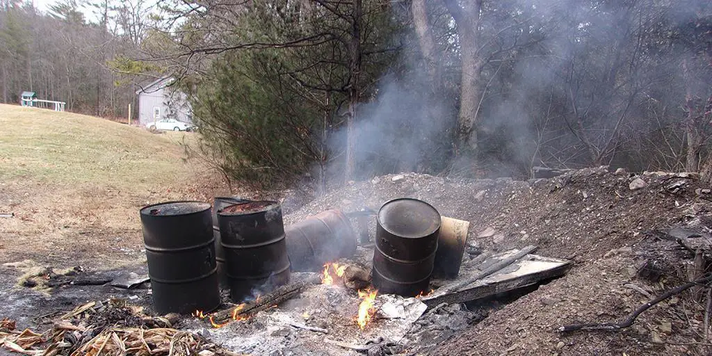 How to make a burn barrel? Quick, simple and effective method