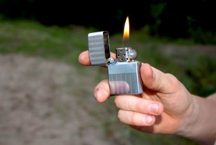 How Hot Does A Lighter Burn