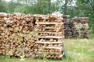 Best way to stack firewood