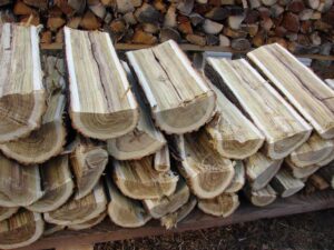 Is locust good firewood