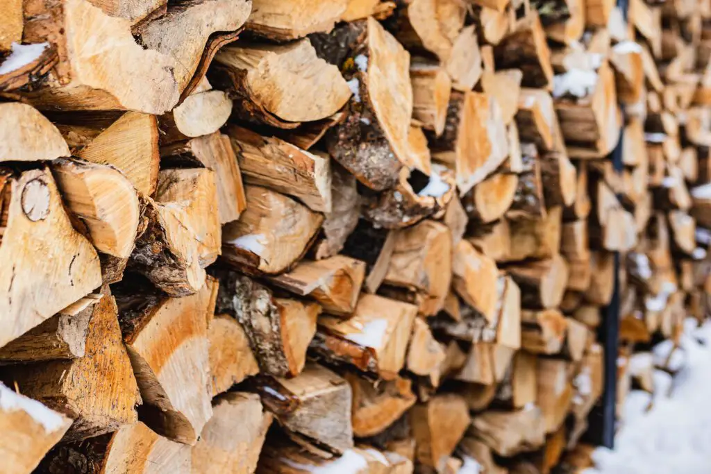 Is maple good firewood Is it the best for fireplace?