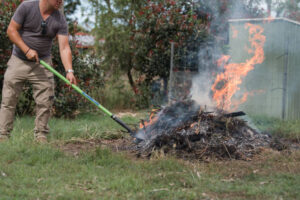 How to safely burn trash