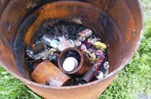 How to safely burn trash