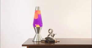How long can you leave a lava lamp on